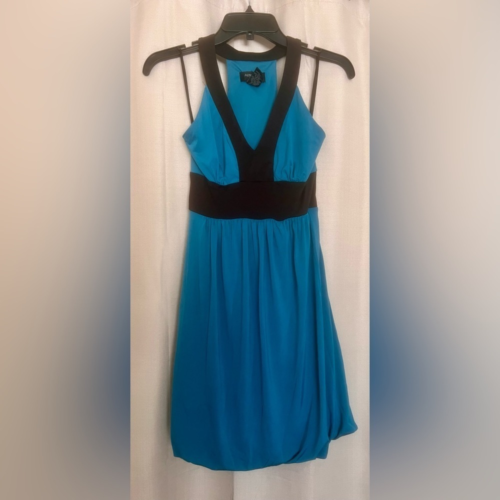 Alyn Paige Teal Halter Tunic Top Black Trim Size M